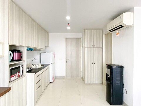 Cozy And Spacious Studio Room Azalea Suites Apartment