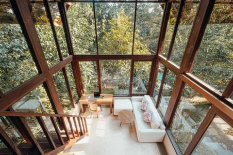 럭셔리 리버사이드 캐빈 앳 누누 발리