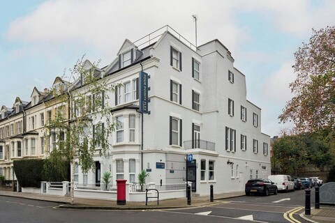 포 포인츠 플렉스 바이 쉐라톤 런던 켄싱턴 올림피아