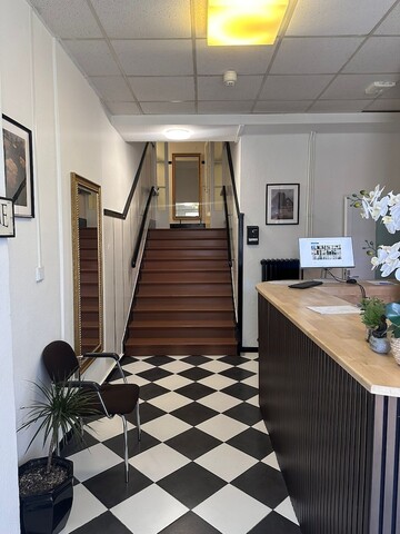 아트 록 에어포트 호텔