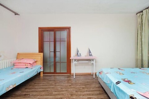 Qingdao Little Times Youth Hostel May4th Square Store