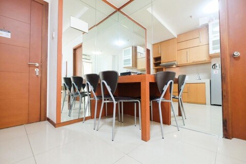 Great Choice and Strategic 1Br Apartment at Thamrin Residence
