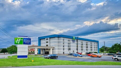 홀리데이 인 익스프레스 피전 포지/돌리우드 근처 바이 IHG