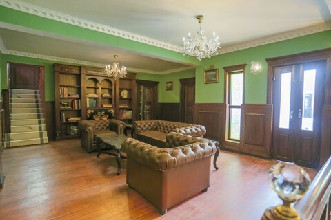 베이버 마할 빌라