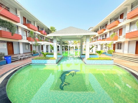 블루 릴리 비치 리조트, 푸리