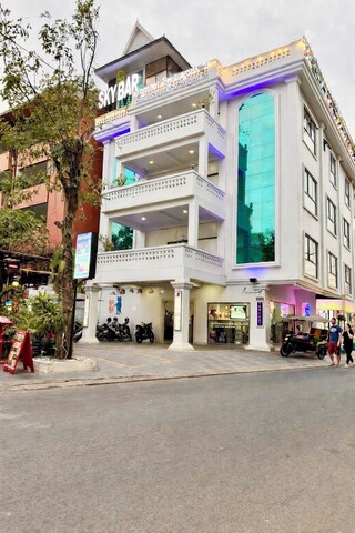 니코의 호텔과 스카이 바