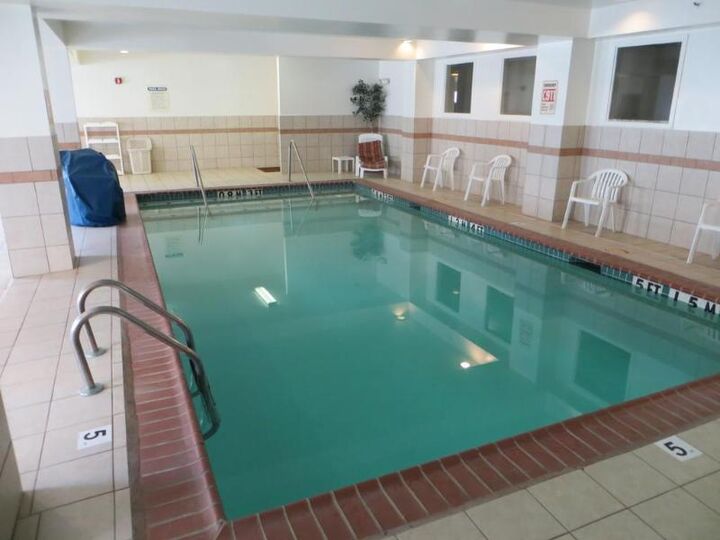 Quality Inn Memphis Northeast Near I-40-i