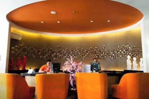 100 Sunset Kuta Hotel & Ballroom