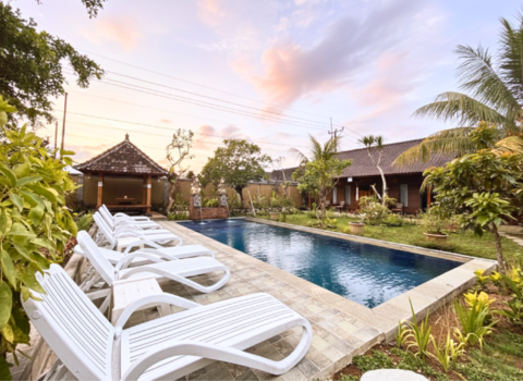 부아나 사리 빌라 바이 아가타