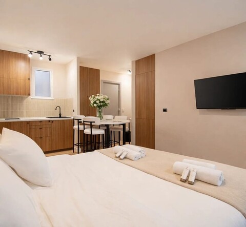 루이즈에밀 1526번지