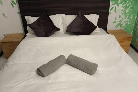 Natol Homestay - Venice (Samajaya Tabuan Tranquility Township)