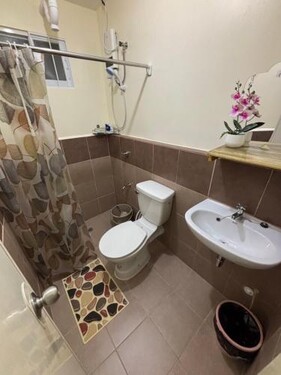 Condo near airport smx sm lanang grand regal hot