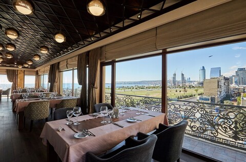 불러바드 사이드 호텔