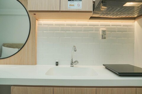 Well Appointed Studio Signature Park Grande Apartment