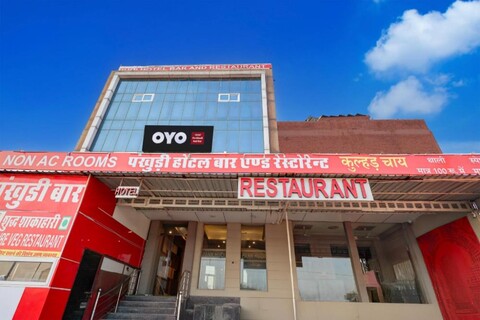 SPOT ON Pankhudi Hotel And Bar