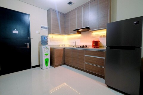Comfy 2Br Apartment at Nifarro Park Pasar Minggu