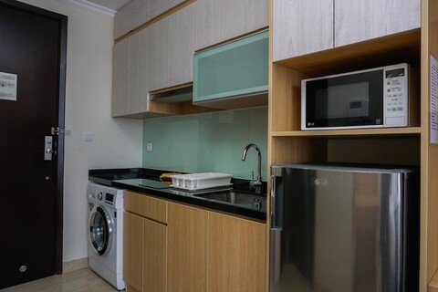 Elegant Studio Menteng Park Apartment