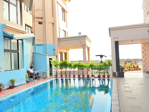 호텔 프라부파다 푸리