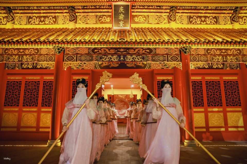 충칭 칭위 연회(궁전 다이닝 쇼)