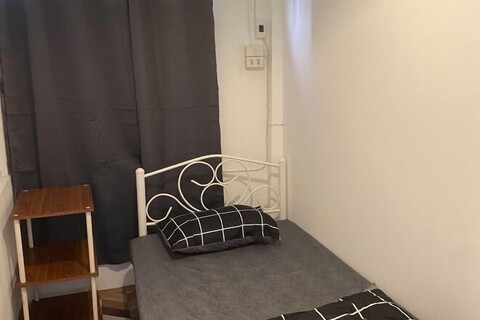 Sleep Break Hostel @ Sathon