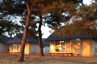 直島町ふるさと海の家 つつじ荘 Seaside Stay Tsutsuji-so