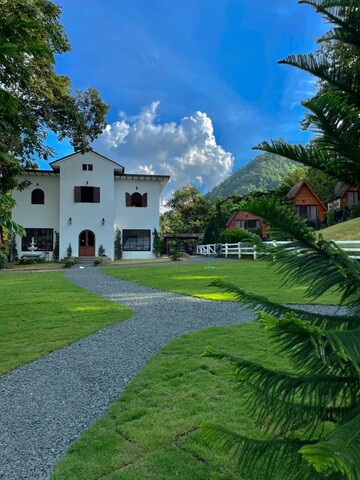 허그 나이트 홈