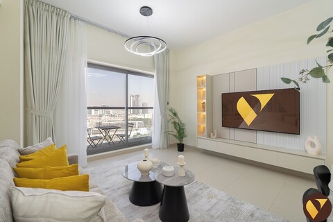 보그 | 지와르 바이 바드르 JVC, 서클 몰 근처