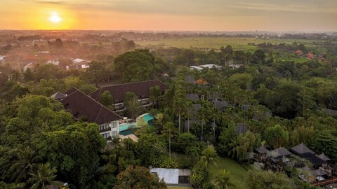 산크투 스위트와 빌라