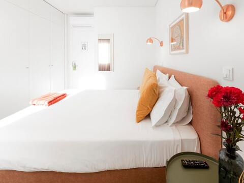 LSA 레스타우라도레스 바이 누마