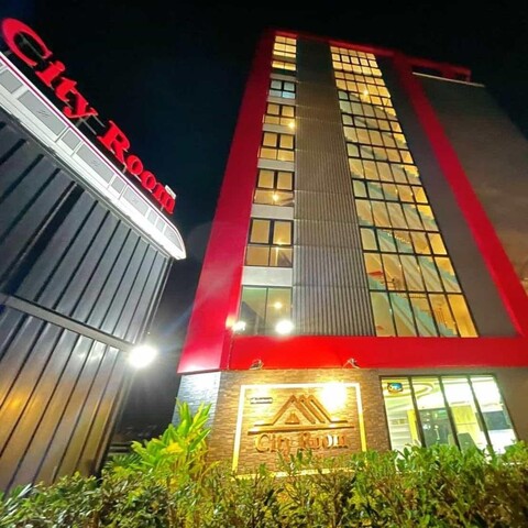 City Room Terminal 10 (Room on Request)