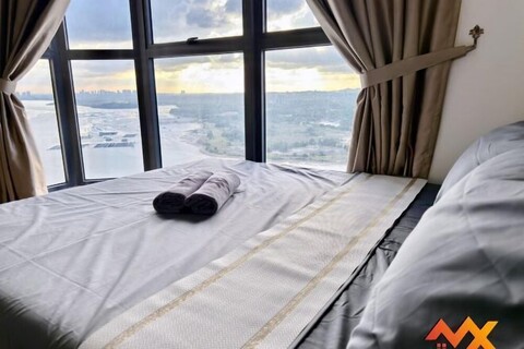 Full Sea View Country Garden Danga Bay 11-13pax