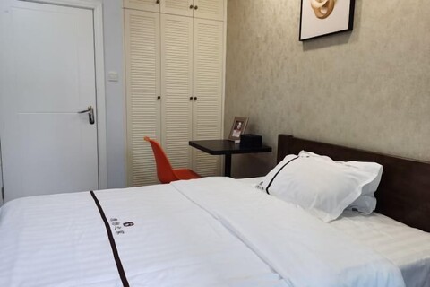 Shenzhen Ideal Home Apartment (Shangmeilin Excellence City)