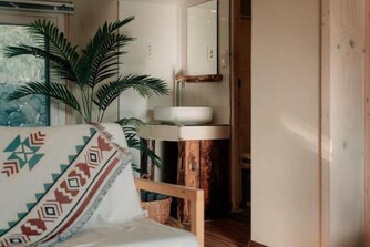 제주펜션 돌담너머집 돌담점