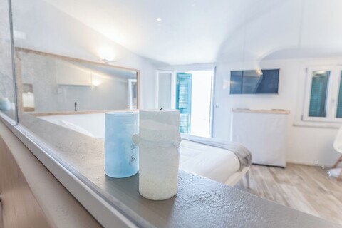 럭셔리 씨뷰 루프탑 바이 더 퍼스트