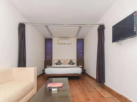 호텔 바라나시 팰리스, 바라나시