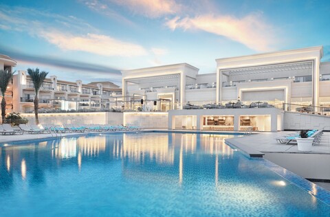 더 V 럭셔리 리조트 사흘 하셰쉬