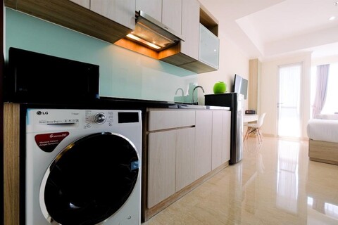 Nice Studio Menteng Park Apartment
