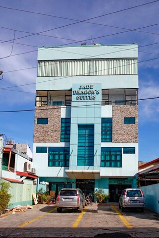 Jade Dragon's Suites