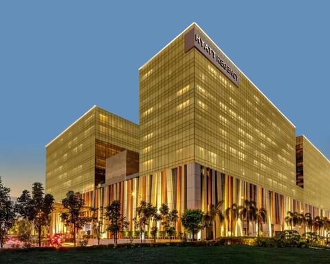 하얏트 리젠시 마닐라, 시티 오브 드림스