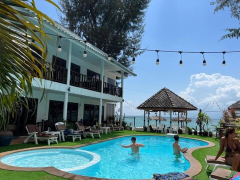 티키 비치 꼬팡안