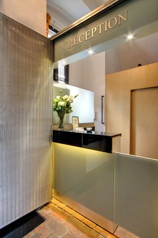 호텔 모나스터리