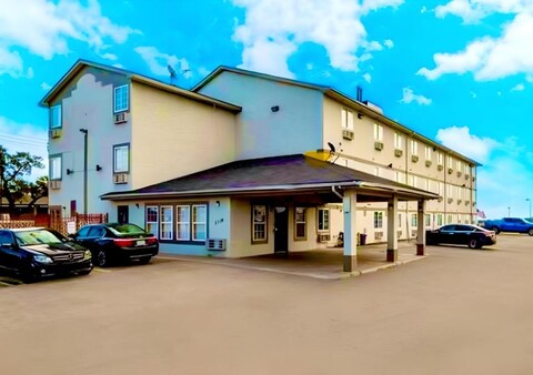 Express Inn & Suites