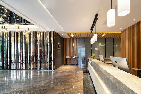 레젠 랭엄 아너 인터내셔널 호텔, 광저우 페어 컴플렉스, 커춘 지하철역 지점