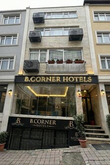 B Corner Hotel Bistro