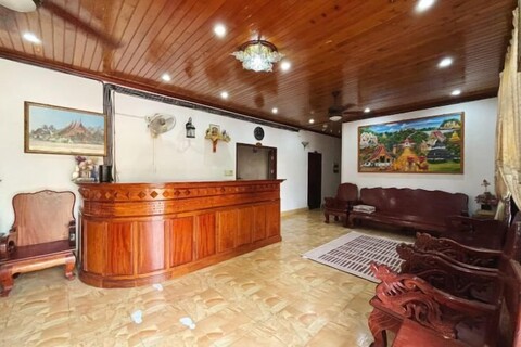 Nan Ya Hotel(Sene Hua Phanh Guesthouse)