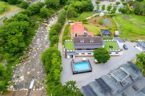 가평 넘버나인 펜션
