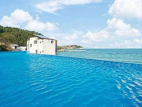 Infinity Rise Pension