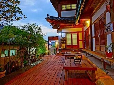 morning of a thousand years