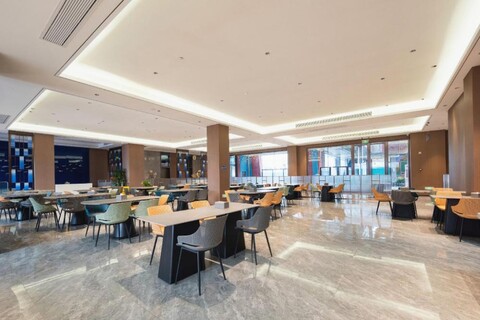Ocean Style Holiday Hotel (Wuhan Polar Ocean World)