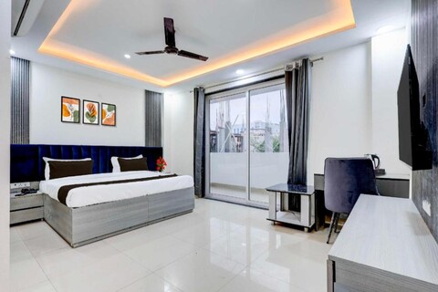 Super Townhouse OAK Hotel Cloud Bay